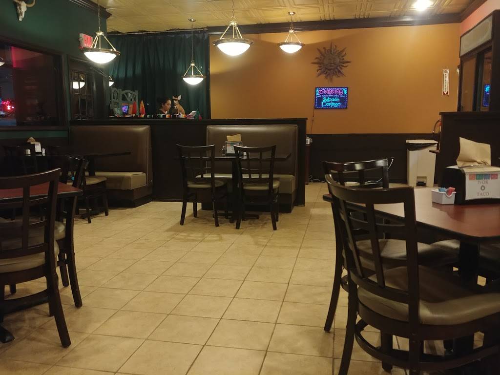 Wok O Taco | restaurant | 10633 Page Ave, St. Louis, MO 63132, USA | 3144731027 OR +1 314-473-1027