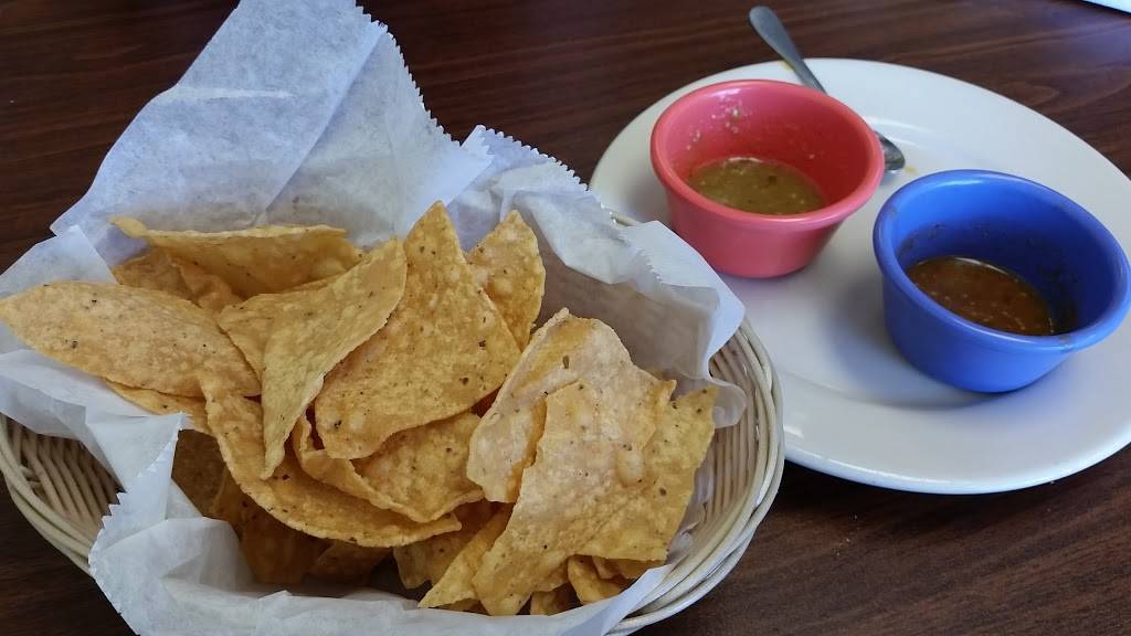 Con Huevos | restaurant | 5709 W Cermak Rd, Cicero, IL 60804, USA | 7084774163 OR +1 708-477-4163