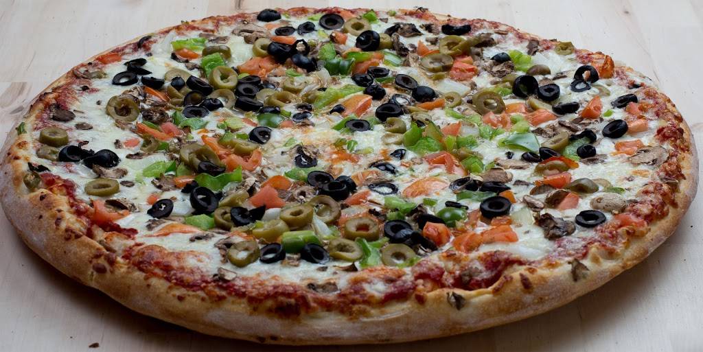 Pizza Pit | meal delivery | W7655 Co Rd V, Lake Mills, WI 53551, USA | 9206484333 OR +1 920-648-4333