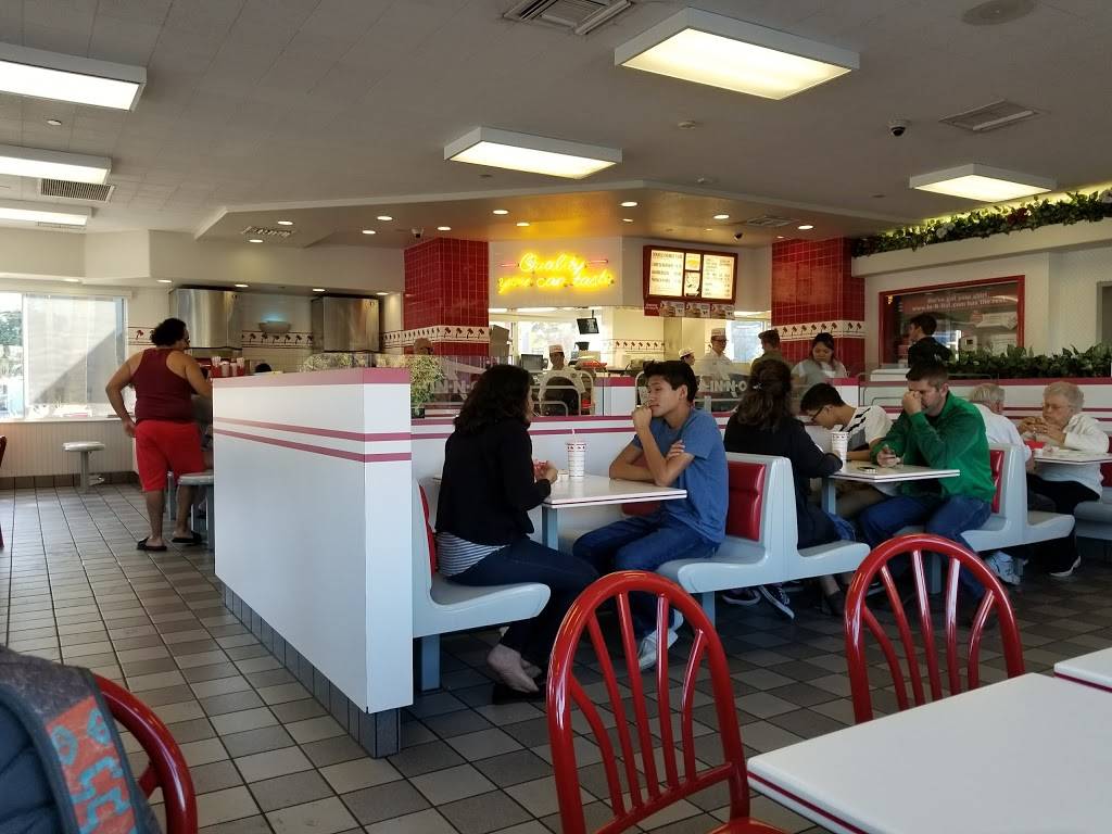 In-N-Out Burger | restaurant | 949 Veterans Blvd, Redwood City, CA 94063, USA | 8007861000 OR +1 800-786-1000