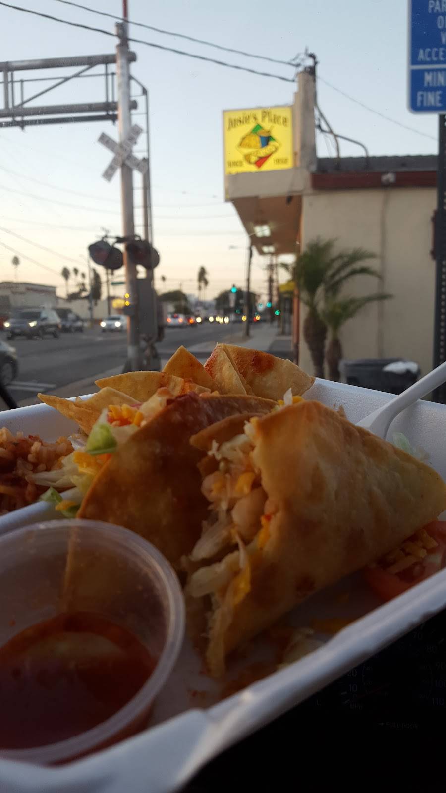 Josies | restaurant | 16616 Normandie Ave, Gardena, CA 90247, USA | 3103233113 OR +1 310-323-3113