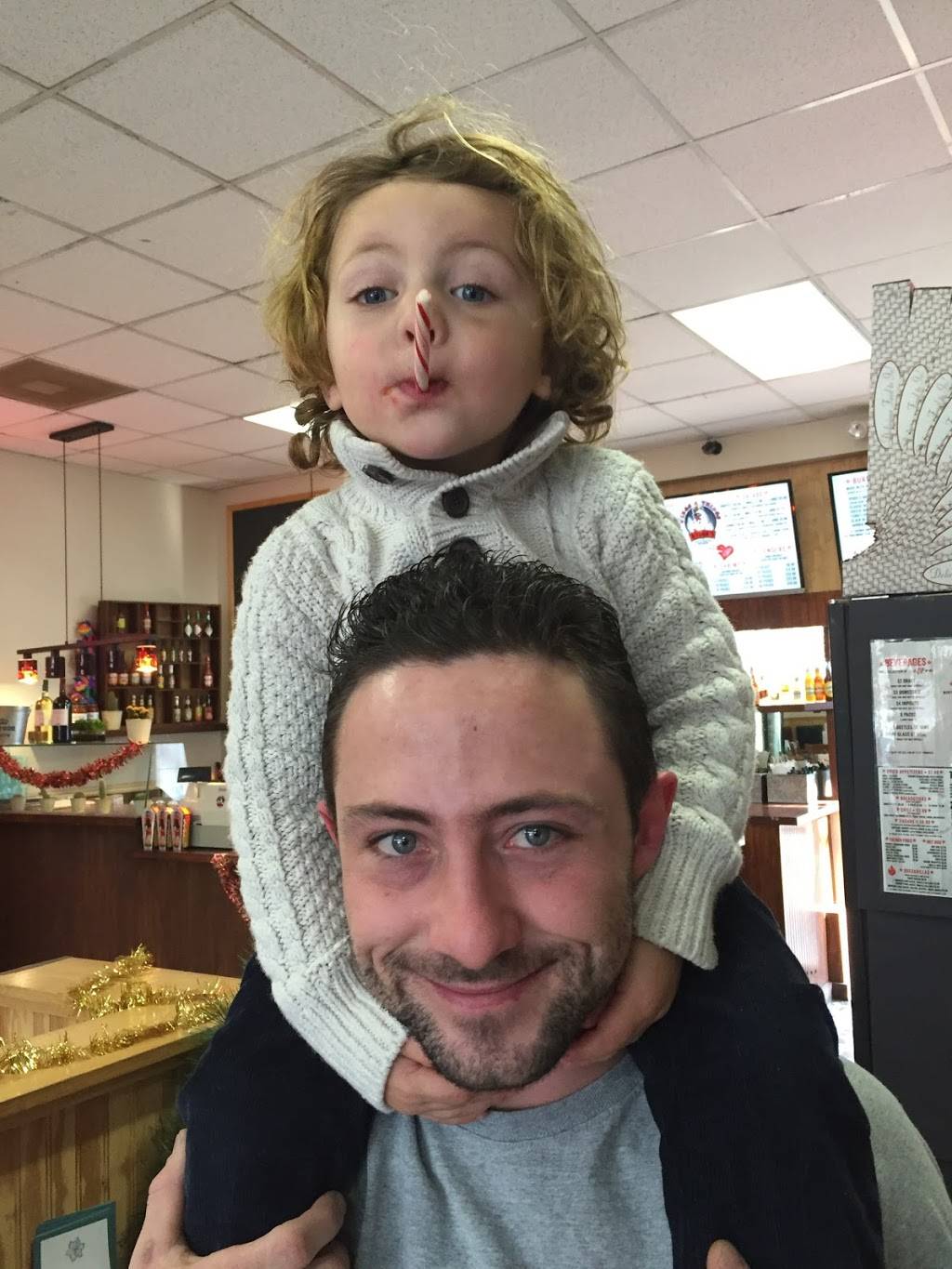 Ryders Wings & Things | restaurant | 283 Springs Fireplace Rd, East Hampton, NY 11937, USA | 6313292500 OR +1 631-329-2500