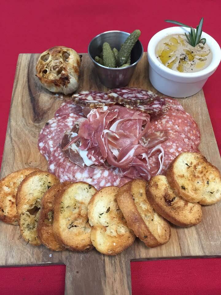 Bistro Fourchette | restaurant | 1309 19th Place, Entrance thru Courtyard on 14th Avenue @ 19th Place in Shoppes @ Seminole Courtyard, Vero Beach, FL 32960, USA | 7727702071 OR +1 772-770-2071