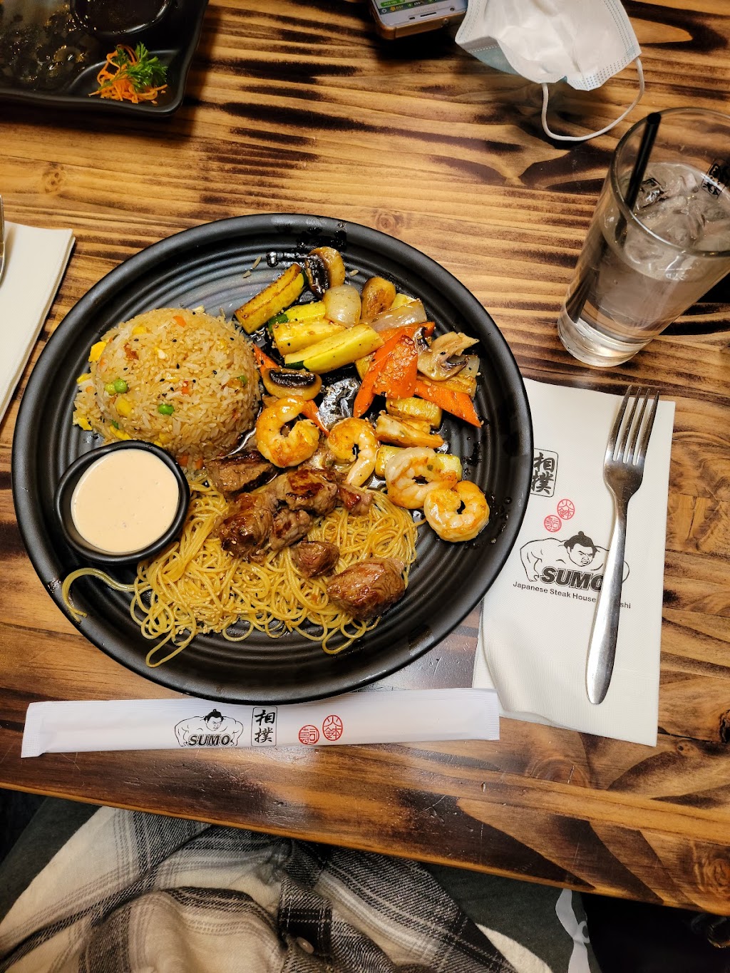 Sumo Hibachi and Sushi | restaurant | 111 E Yakima Ave, Yakima, WA 98901, USA | 5094262000 OR +1 509-426-2000