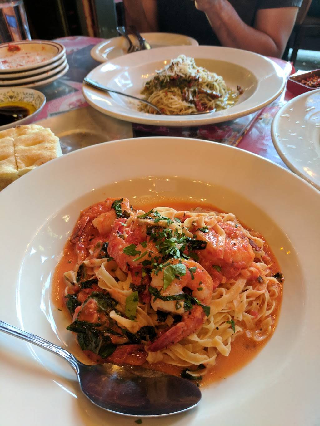 Bizzarro Italian Cafe | restaurant | 1307 N 46th St, Seattle, WA 98103, USA | 2066327277 OR +1 206-632-7277