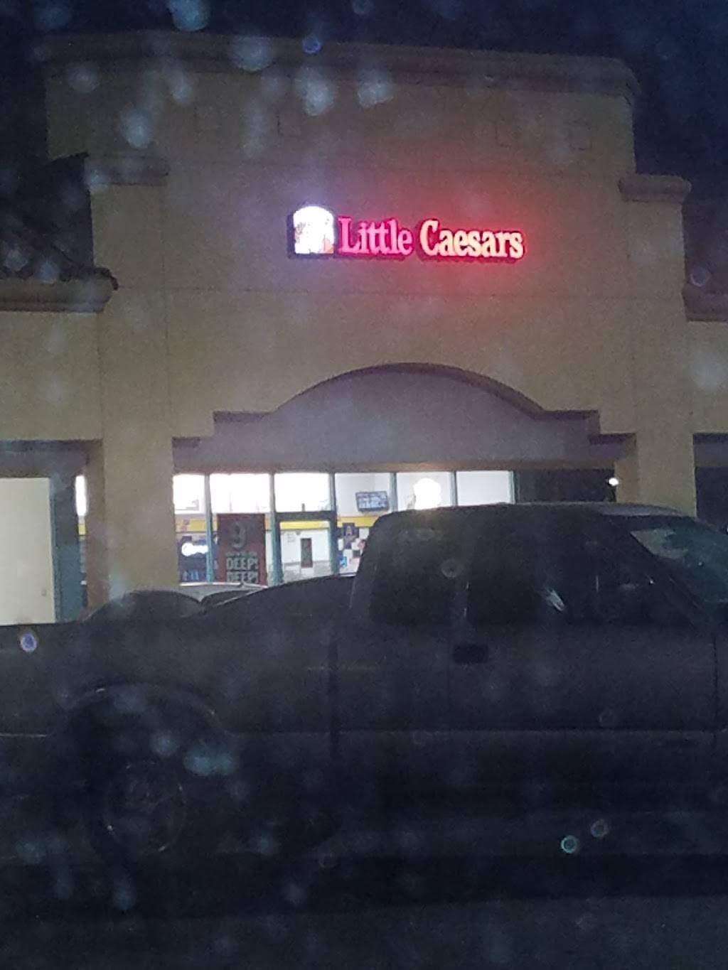 Little Caesars Pizza | meal takeaway | 3400 Panama Ln, Bakersfield, CA 93313, USA | 6618361111 OR +1 661-836-1111