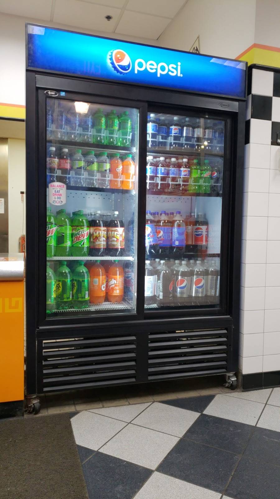 Little Caesars Pizza | meal takeaway | 5605 Xerxes Ave N, Brooklyn Center, MN 55430, USA | 7635611646 OR +1 763-561-1646