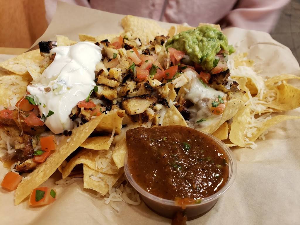 Rubios | restaurant | 19500 Plummer St Suite B-3, Northridge, CA 91324, USA | 8189986704 OR +1 818-998-6704