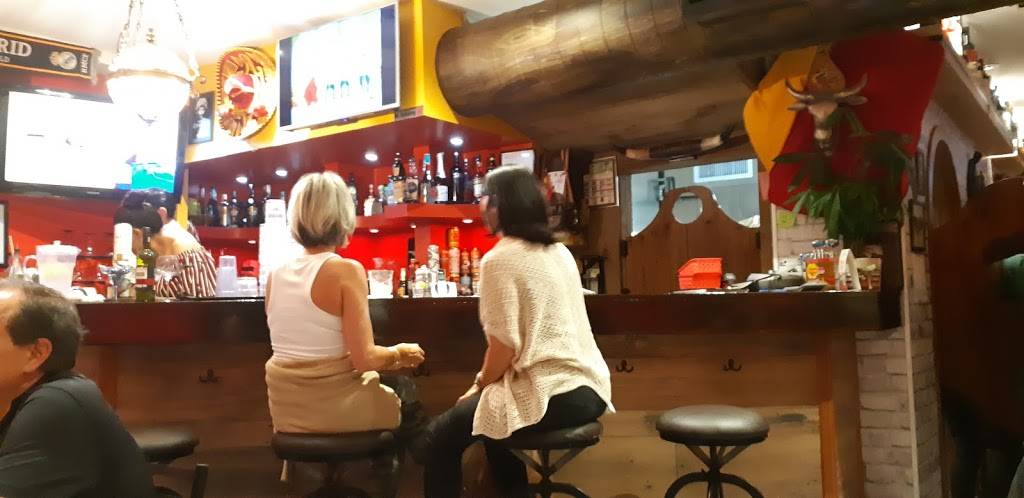 Patio Andaluz | restaurant | 5 Lock St, St. Catharines, ON L2N 5B4, Canada | 9059359000 OR +1 905-935-9000