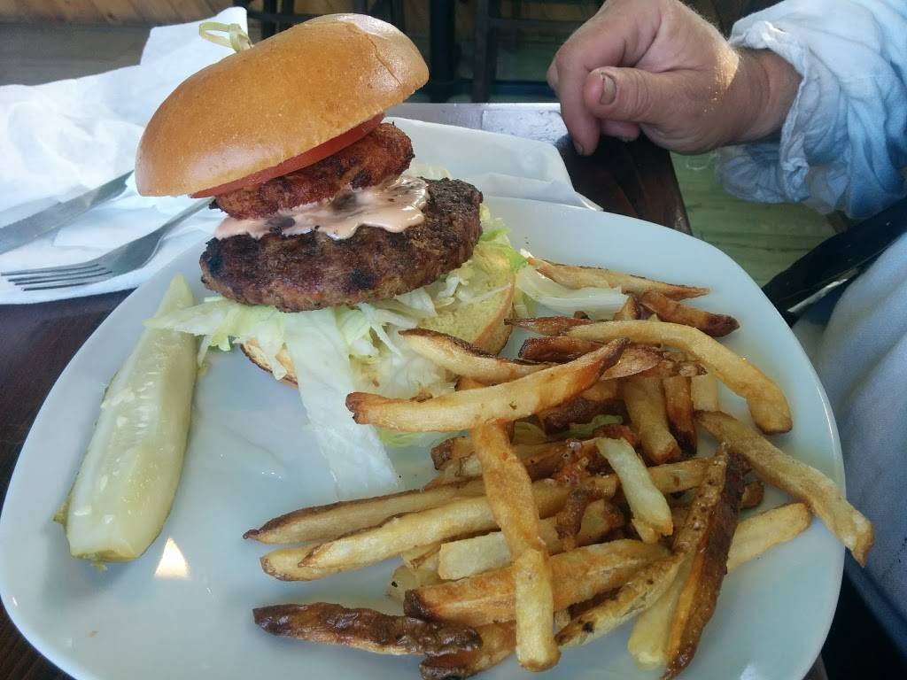 The Anchor | restaurant | 3665, 500 S Ocean Shore Blvd, Flagler Beach, FL 32136, USA | 3864391818 OR +1 386-439-1818