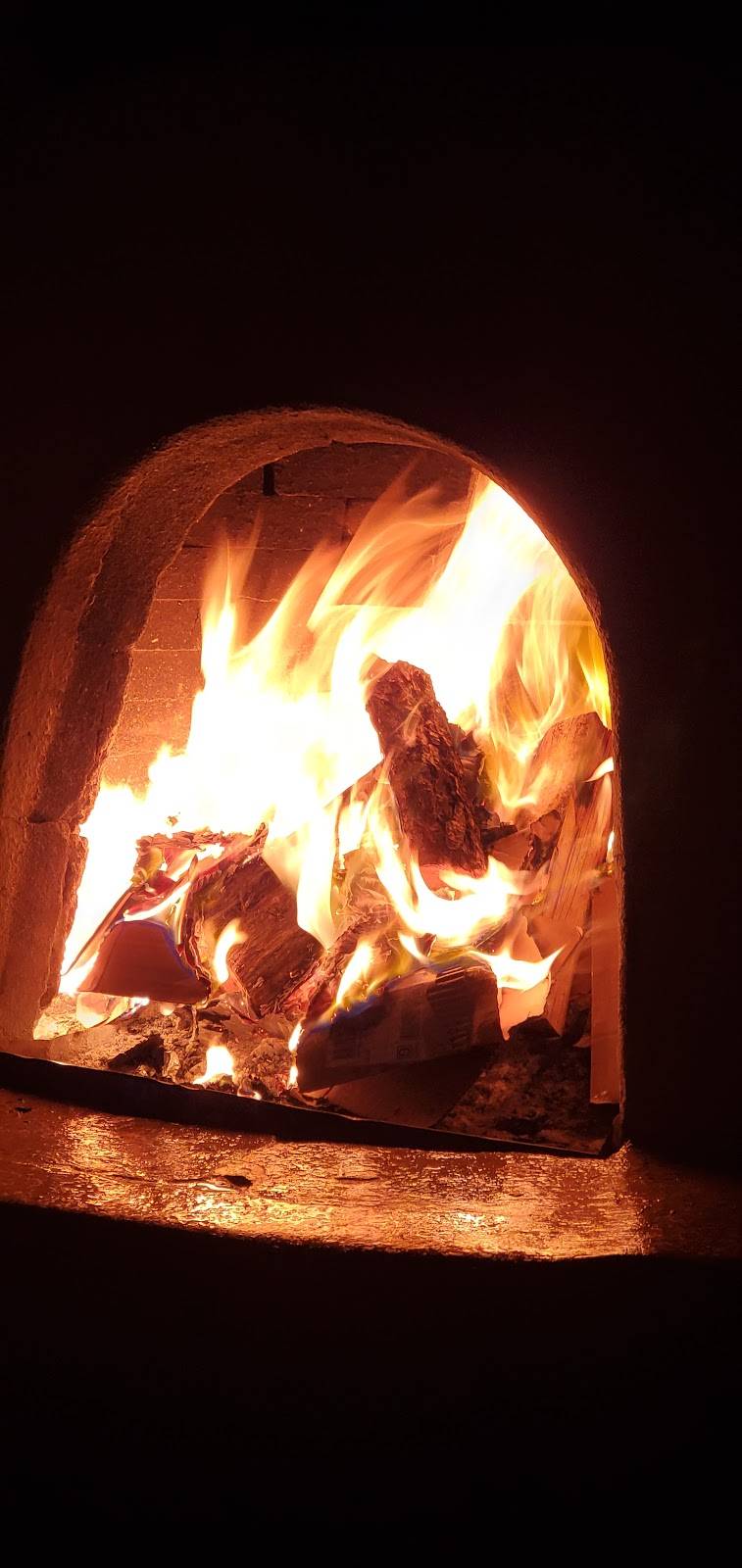 Monte Vista Fire Station Restaurant & Bar | restaurant | 3201 Central Ave NE, Albuquerque, NM 87106, USA | 5052552424 OR +1 505-255-2424