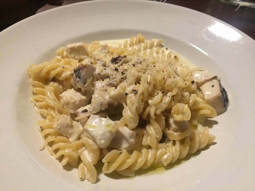 The Chophouse on Bankhead | restaurant | 102 Main St, Mt Vernon, TX 75457, USA | 9032702600 OR +1 903-270-2600