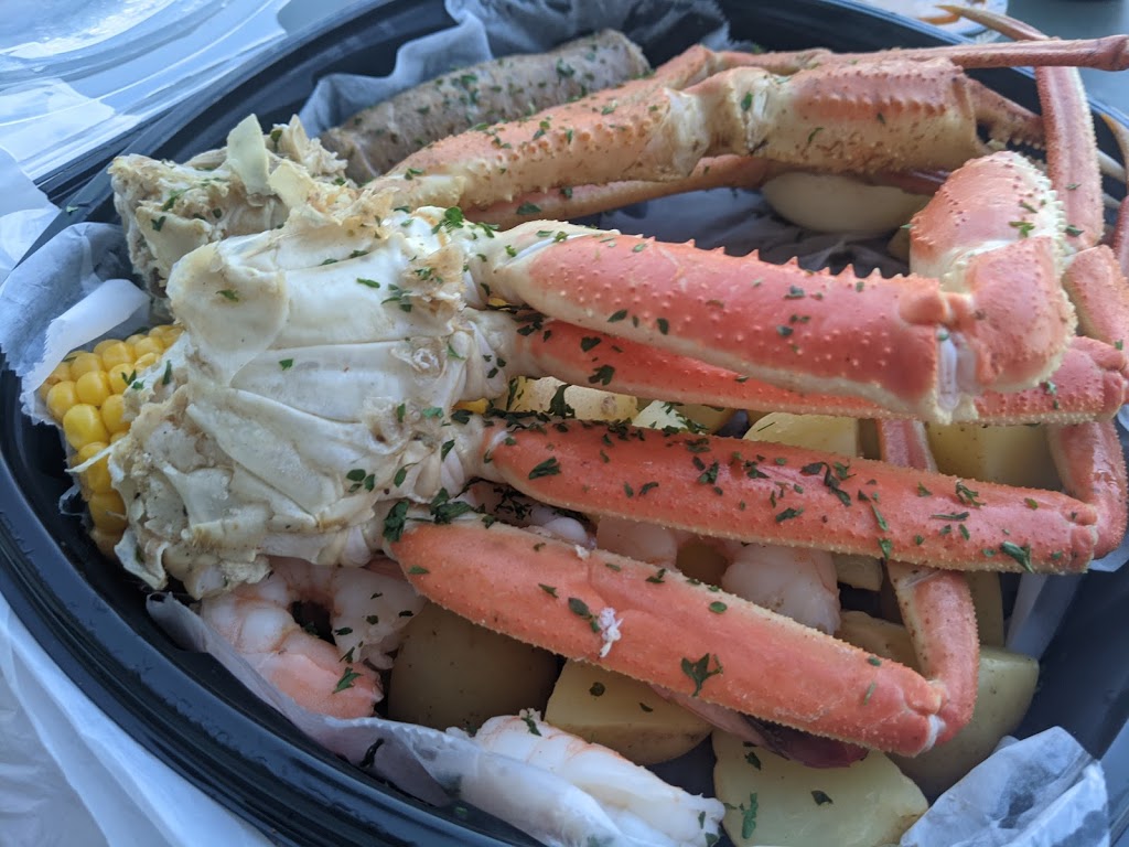 Krab Kingz Seafood | restaurant | 590 Pinnacle Pl, Prattville, AL 36066, USA | 3343560357 OR +1 334-356-0357