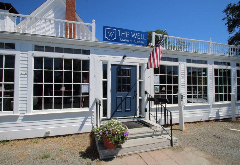 The Well Tavern + Kitchen | restaurant | 70 Main St, Wellfleet, MA 02667, USA | 5082140038 OR +1 508-214-0038
