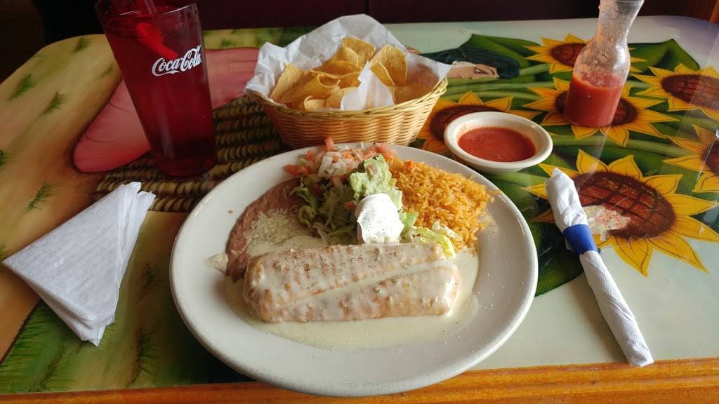 Cancun Mexican Grill & Bar | restaurant | 732 Dolly Parton Pkwy, Sevierville, TN 37862, USA | 8653654655 OR +1 865-365-4655