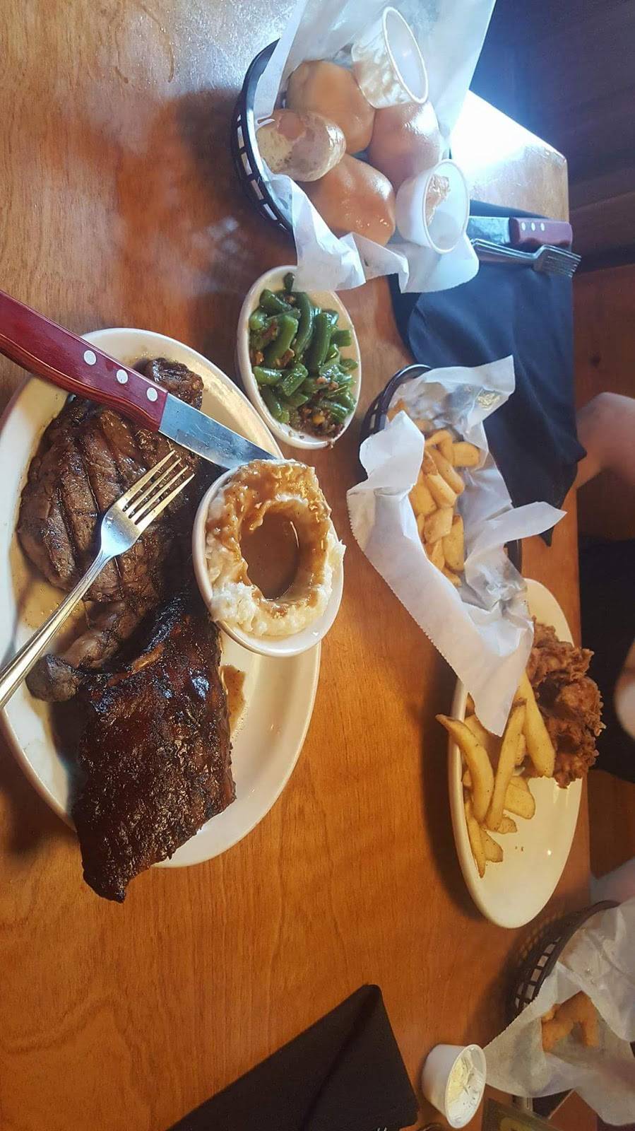 Texas Roadhouse | restaurant | 1020 Lenoir Rhyne Blvd SE, Hickory, NC 28602, USA | 8283259815 OR +1 828-325-9815