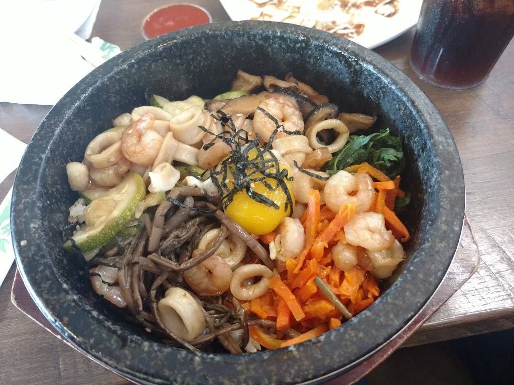 Bonchon | restaurant | 7581 Broadview Rd, Seven Hills, OH 44131, USA | 2162366969 OR +1 216-236-6969