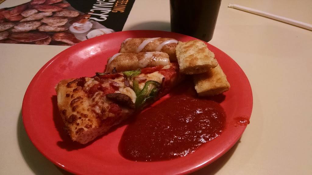 Pizza Hut | restaurant | 8875 Darrow Rd, Twinsburg, OH 44087, USA | 3304259111 OR +1 330-425-9111