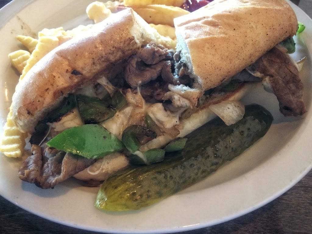 sidelines grill | restaurant | 220 Ren Mar Dr, Pleasant View, TN 37146, USA | 6157464252 OR +1 615-746-4252