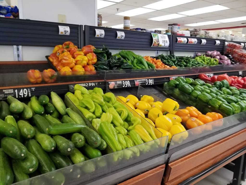 ShopRite Plaza - Brookfield | restaurant | 143 Federal Rd, Brookfield, CT 06804, USA | 2037757078 OR +1 203-775-7078