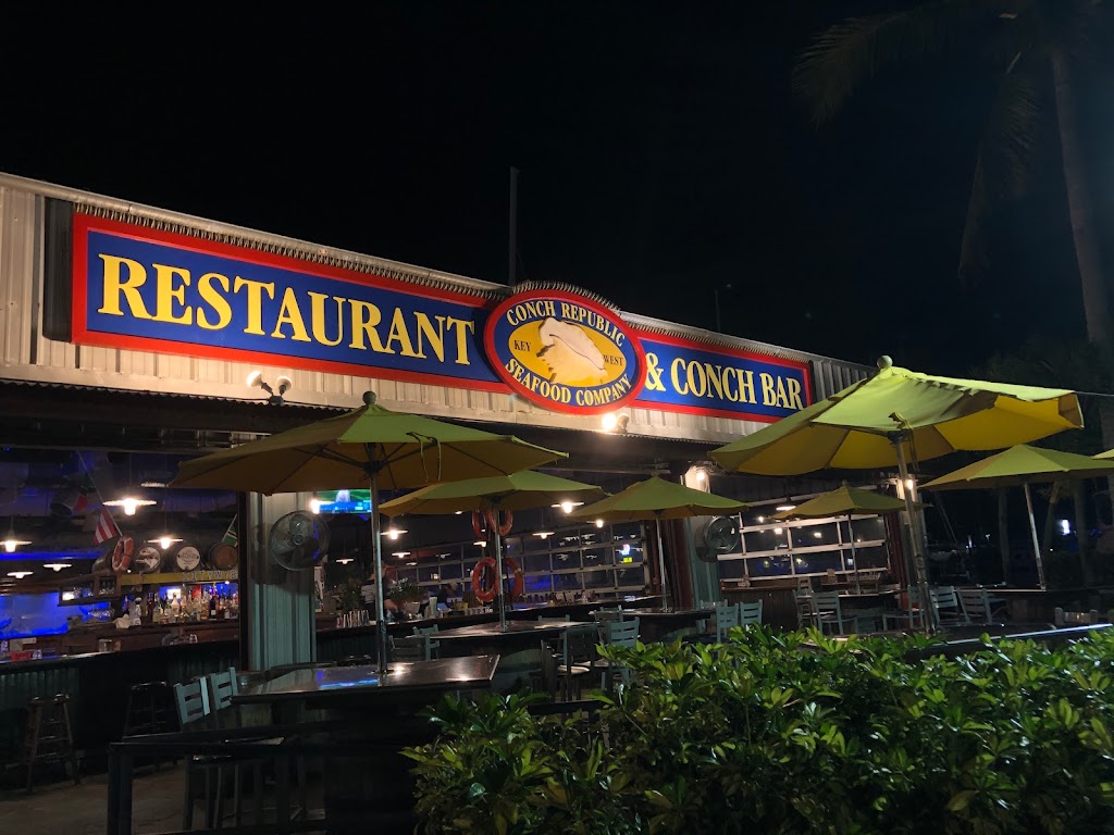 Conch Republic Seafood Company | restaurant | 631 Greene St, Key West, FL 33040, USA | 3052944403 OR +1 305-294-4403