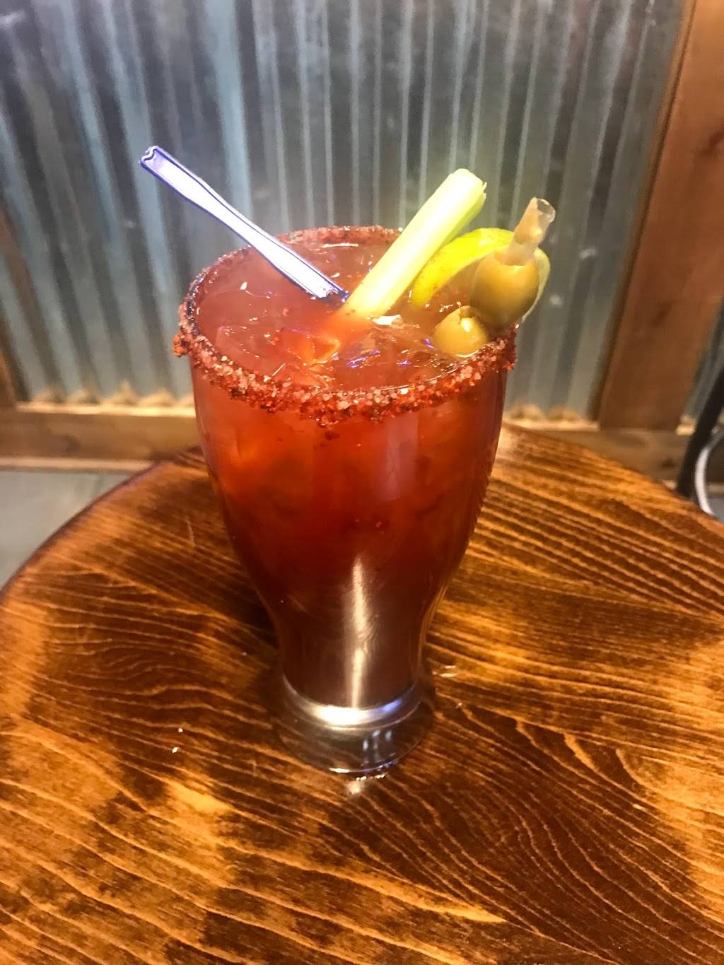 Wings Gone Wild | restaurant | 101 98th St New Suite #109, Albuquerque, NM 87121, USA | 5058364622 OR +1 505-836-4622