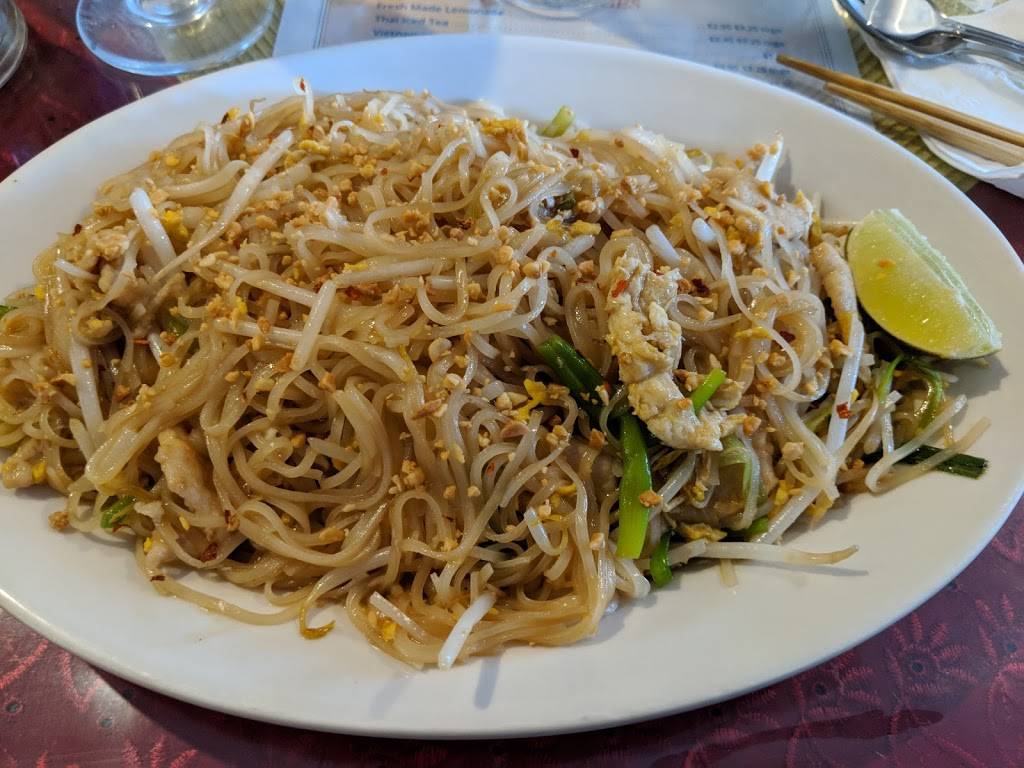 Vohns Restaurant | restaurant | 633 Pulaski Blvd, Bellingham, MA 02019, USA | 5088834934 OR +1 508-883-4934