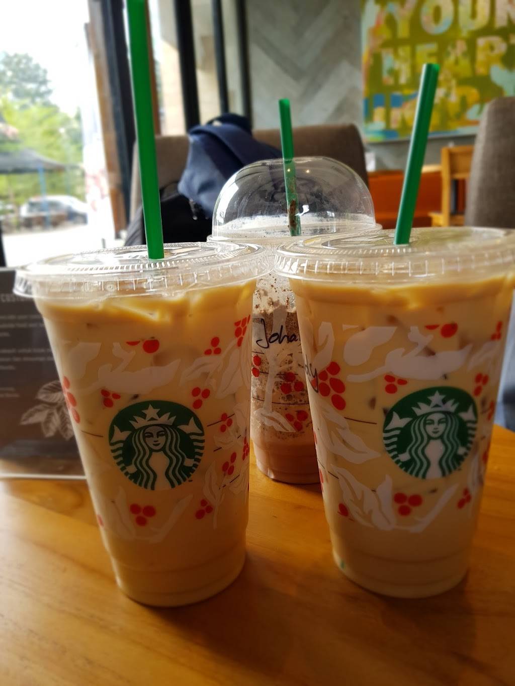 Starbucks | cafe | 421 E 400 S, Salt Lake City, UT 84111, USA | 8013598132 OR +1 801-359-8132