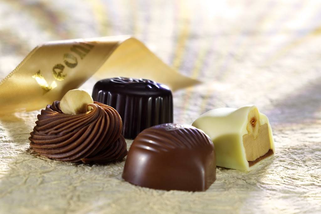 Leonidas Cafe Chocolaterie | cafe | 1907 Central St, Evanston, IL 60201, USA | 8476860190 OR +1 847-686-0190