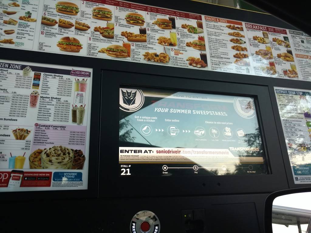 Sonic Drive-In | restaurant | 150 S Creasy Ln, Lafayette, IN 47901, USA | 7654477700 OR +1 765-447-7700