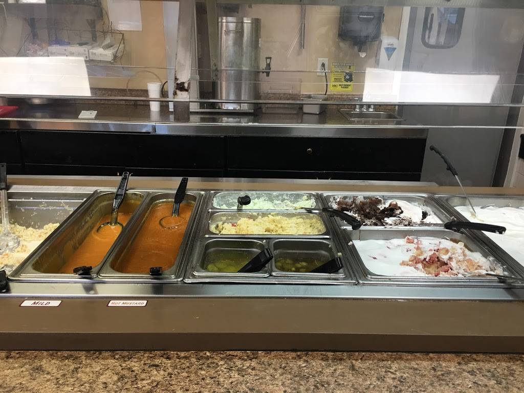 Dukes Barbecue | restaurant | 331 Folly Rd, Charleston, SC 29412, USA | 8437894801 OR +1 843-789-4801