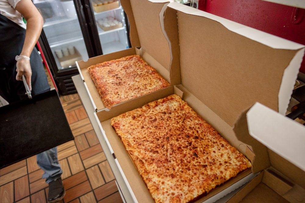 Crazy Pizza | restaurant | 4469 S Telegraph Rd, Dearborn Heights, MI 48125, USA | 3137929000 OR +1 313-792-9000