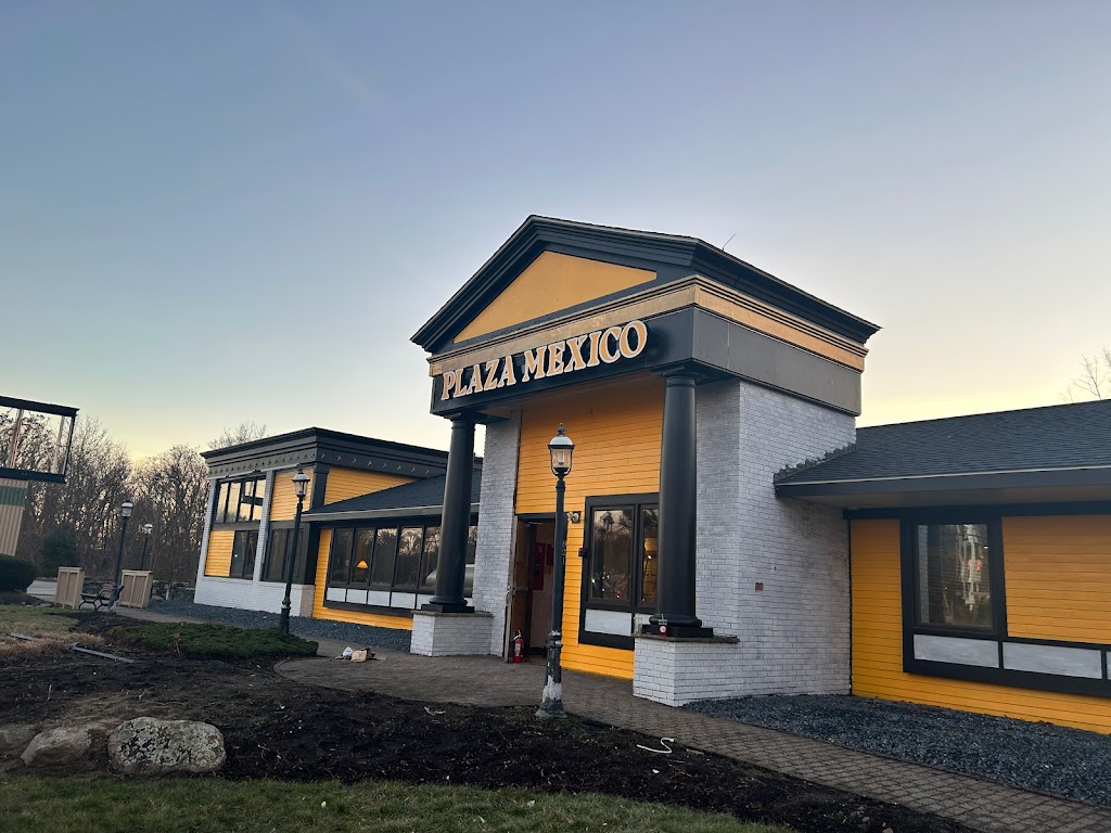 Plaza Mexico Cocina Mexicana & Cantina | restaurant | 821 Fall River Ave, Seekonk, MA 02771, USA | 5085571522 OR +1 508-557-1522