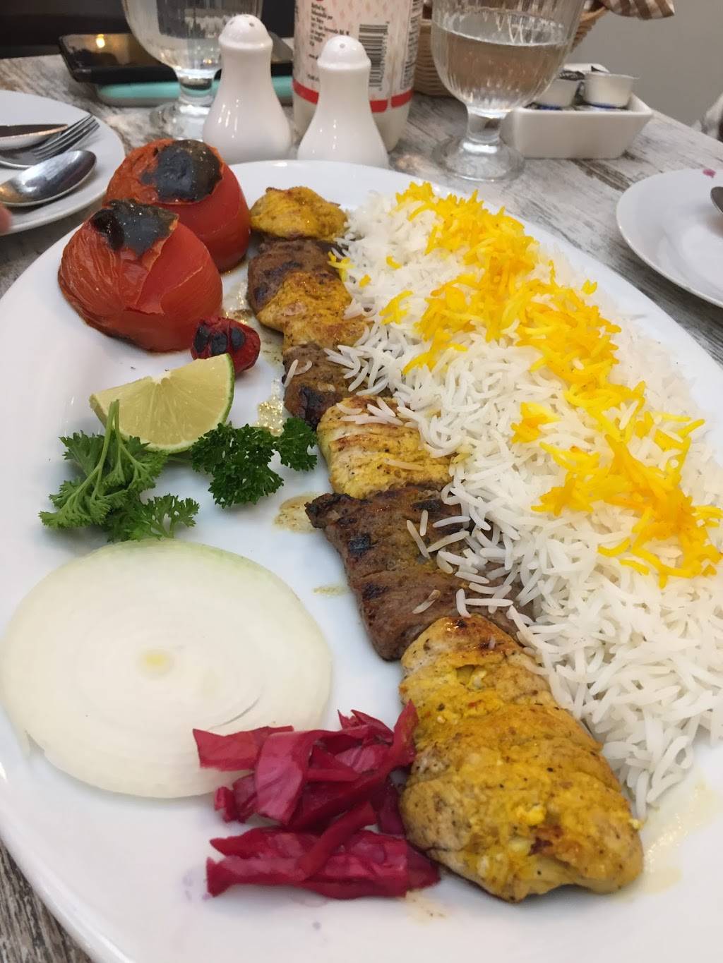 Espinas Restaurant | restaurant | 6080 Yonge St # 109, North York, ON M2M 3W6, Canada | 4162226622 OR +1 416-222-6622