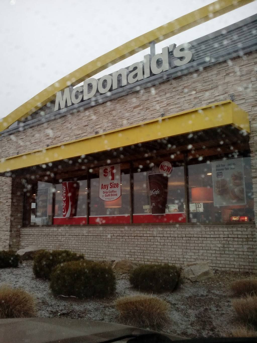 McDonalds | cafe | 3115 Center Rd, Brunswick, OH 44212, USA | 3302257771 OR +1 330-225-7771