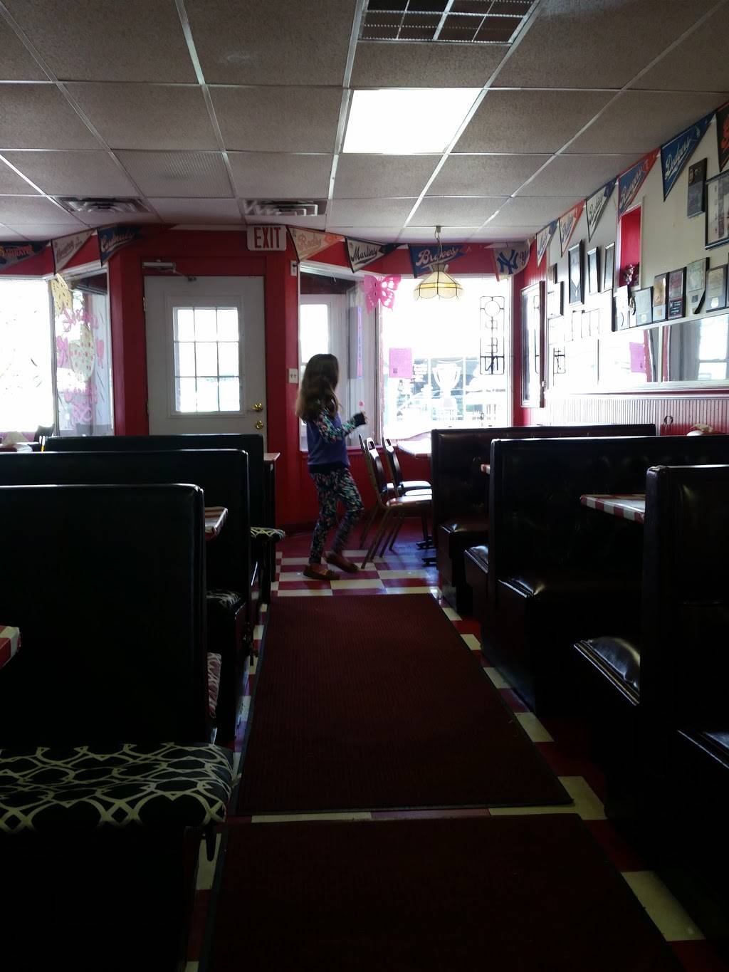 Ball Park Pizza | meal delivery | 607 Main St, Beech Grove, IN 46107, USA | 3177890059 OR +1 317-789-0059