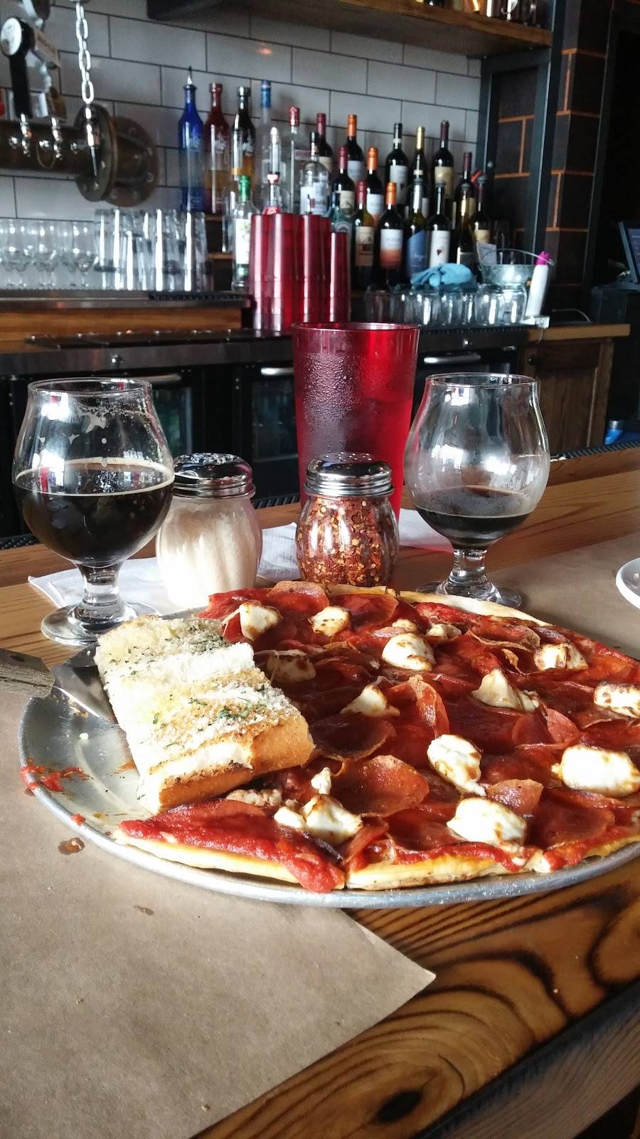 Fixture Pizza Pub | restaurant | 623 S 2nd St, Milwaukee, WI 53204, USA | 4147368709 OR +1 414-736-8709