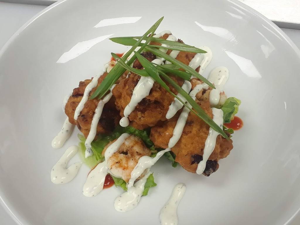 Tavern on 17th | restaurant | 1611 Dusty Miller Lane #305, Wilmington, NC 28412, USA | 9107651157 OR +1 910-765-1157