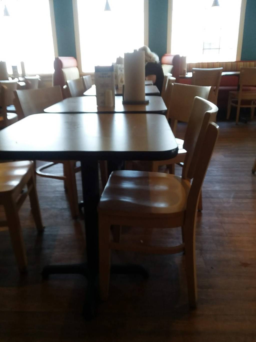 Captain Ds | restaurant | 917 Rainbow Dr, Gadsden, AL 35901, USA | 2565462572 OR +1 256-546-2572