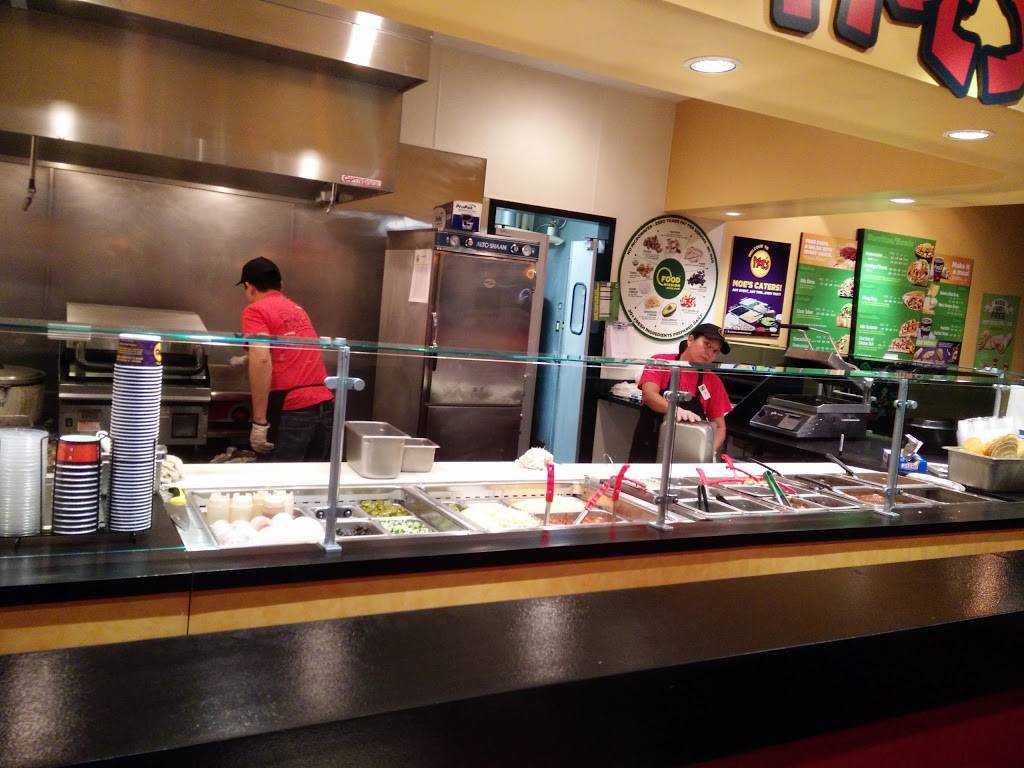 Moes Southwest Grill | restaurant | 674 Stewart Ave, Garden City, NY 11530, USA | 5167948200 OR +1 516-794-8200