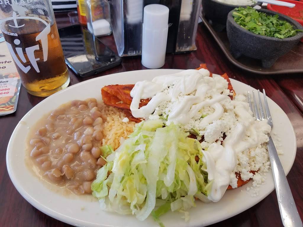 La Lupita Mexican Store and Restaurant #1 | restaurant | 510 W Broadway St, Lenoir City, TN 37771, USA | 8659863525 OR +1 865-986-3525