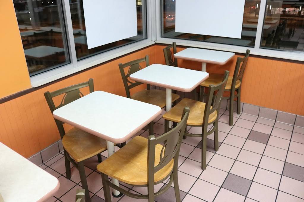 Taco Bell | meal takeaway | 420 5th Ave, Youngstown, OH 44502, USA | 3307464060 OR +1 330-746-4060