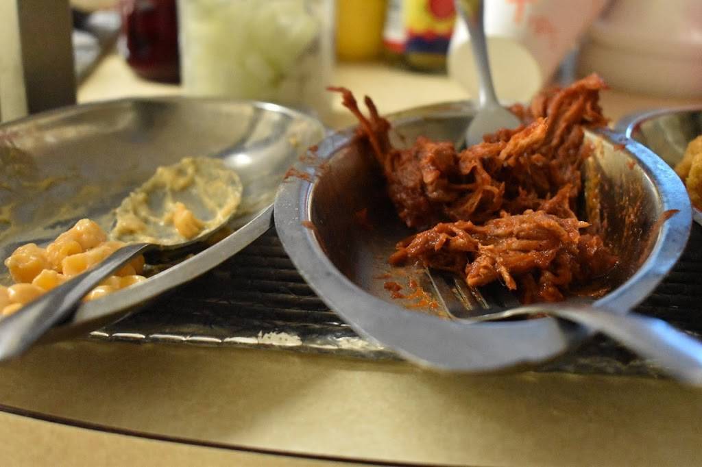 Beas Restaurant | restaurant | 4500 Dodds Ave, Chattanooga, TN 37407, USA | 4238673618 OR +1 423-867-3618