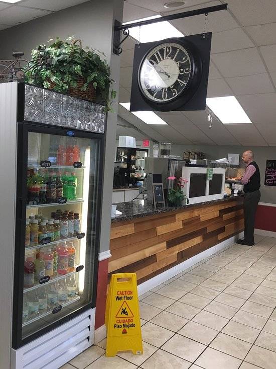 Somebodys Place | restaurant | 4802, 38 Andover St, Andover, MA 01810, USA | 9784752626 OR +1 978-475-2626