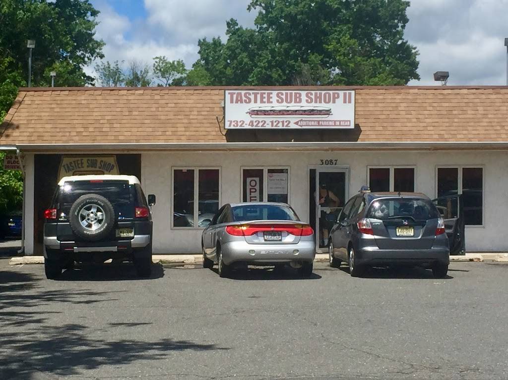 Tastee Sub Shop II | restaurant | 3087 NJ-27, Franklin Park, NJ 08823, USA | 7324221212 OR +1 732-422-1212