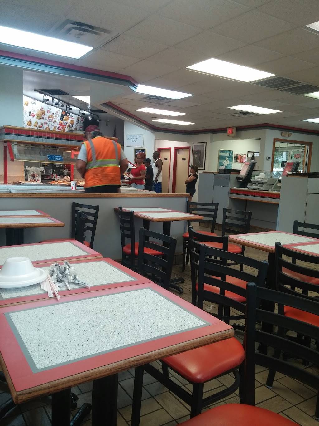 KFC | restaurant | 3102 College Ave, Ruskin, FL 33570, USA | 8136413707 OR +1 813-641-3707