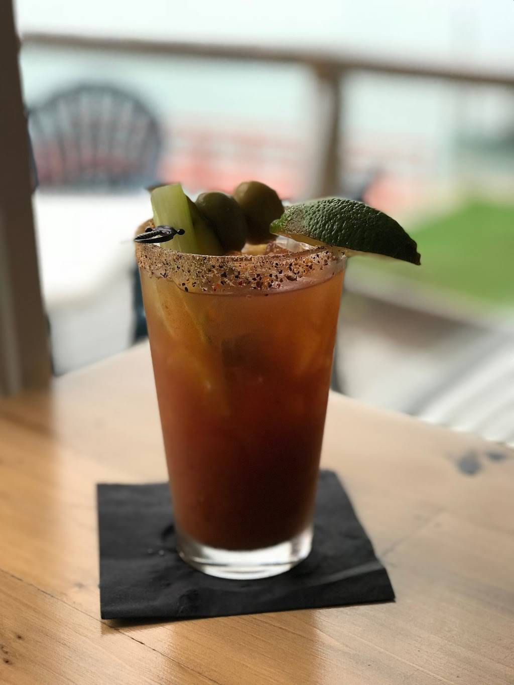 Lake Fx Grill | restaurant | 3136 Military St, Port Huron, MI 48060, USA | 8104799529 OR +1 810-479-9529