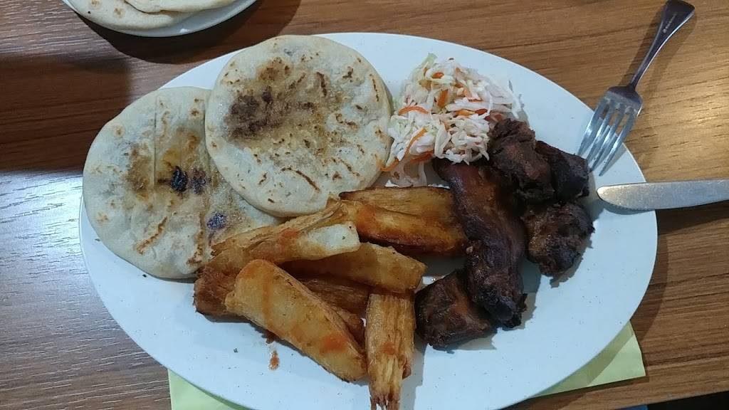 Pupusas Doña Mari | restaurant | 5889 W Indian School Rd, Glendale, AZ 85301, USA | 6239393511 OR +1 623-939-3511