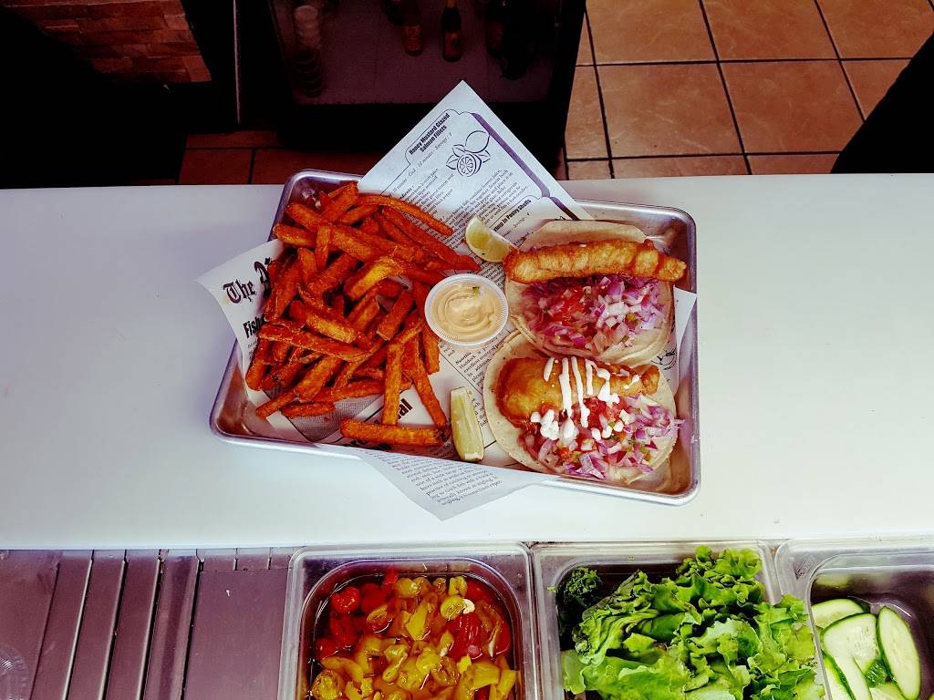 Snack Shack | restaurant | 3260 Lake Shore Blvd W, Etobicoke, ON M8V 1M4, Canada | 6475085777 OR +1 647-508-5777
