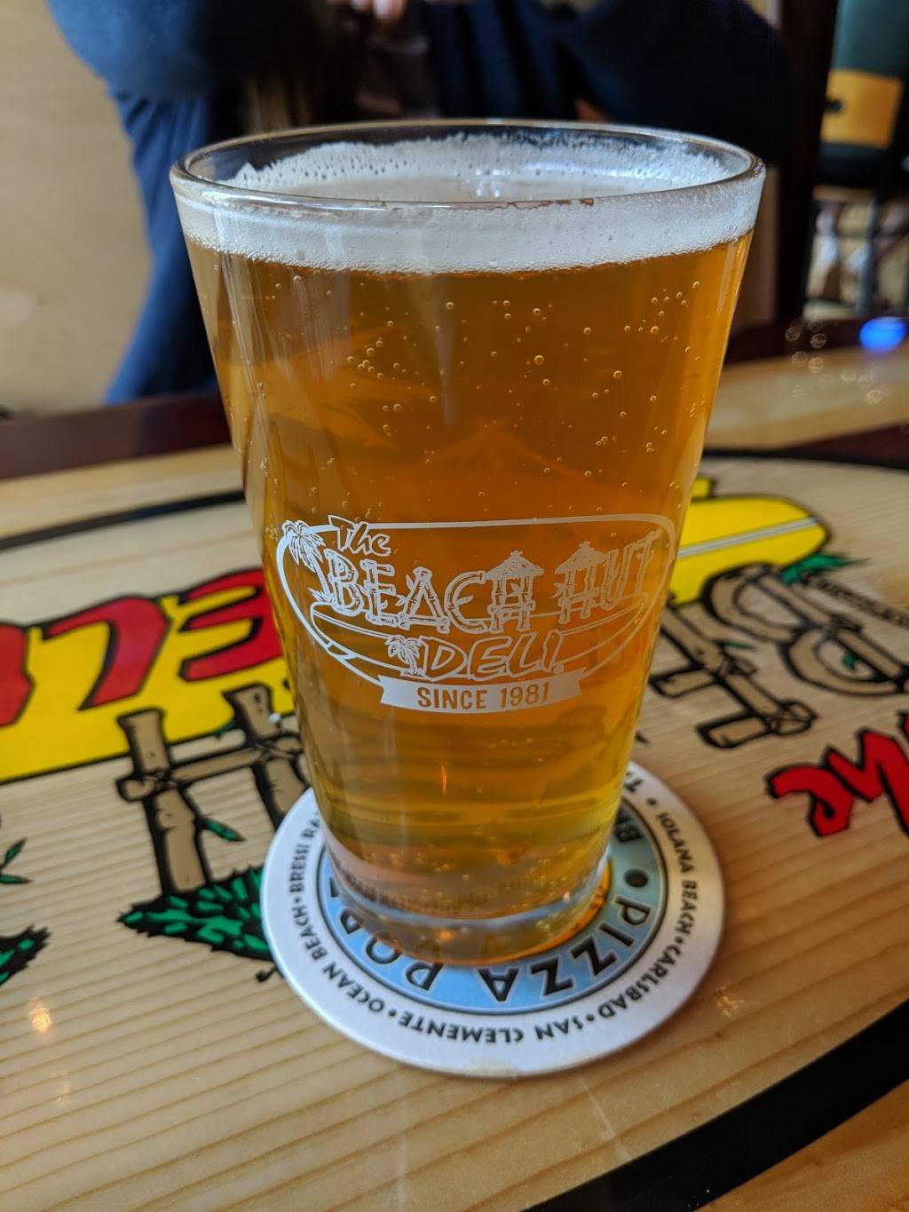 Beach Hut Deli | restaurant | 6601 Folsom Blvd #110, Sacramento, CA 95819, USA | 9163464691 OR +1 916-346-4691